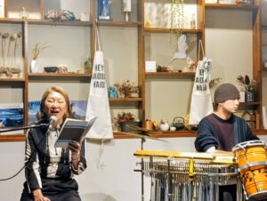 函館　朗読　打楽器　イベント安澤智子さん親子