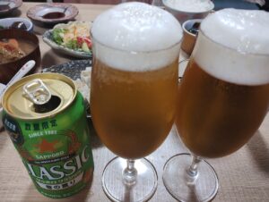 サッポロクラシック　豚汁　ゆるるん食卓