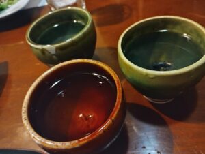 居酒屋　庄平　田酒　カンパイ　猪口