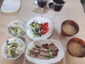 いもこ市　アスパラで作った我が家の食卓