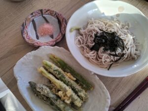 いもっこ市　訳アリアスパラで　アスパラ天ぷら　天ざるに