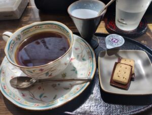 オールドミス菊　コーヒー